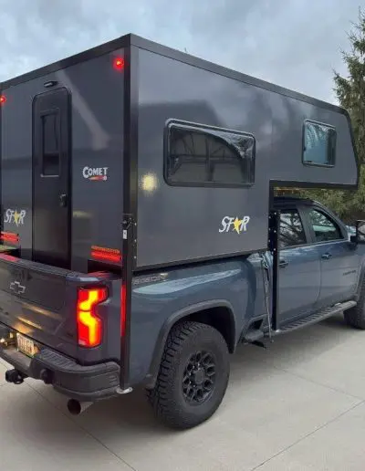 Comet exterior